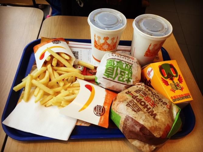 汉堡王加盟条件和费用价格，汉堡王加盟的水有多深