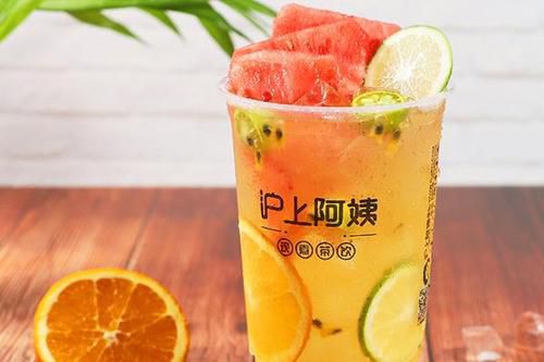 沪上阿姨总部加盟电话，沪上阿姨加盟条件及费用