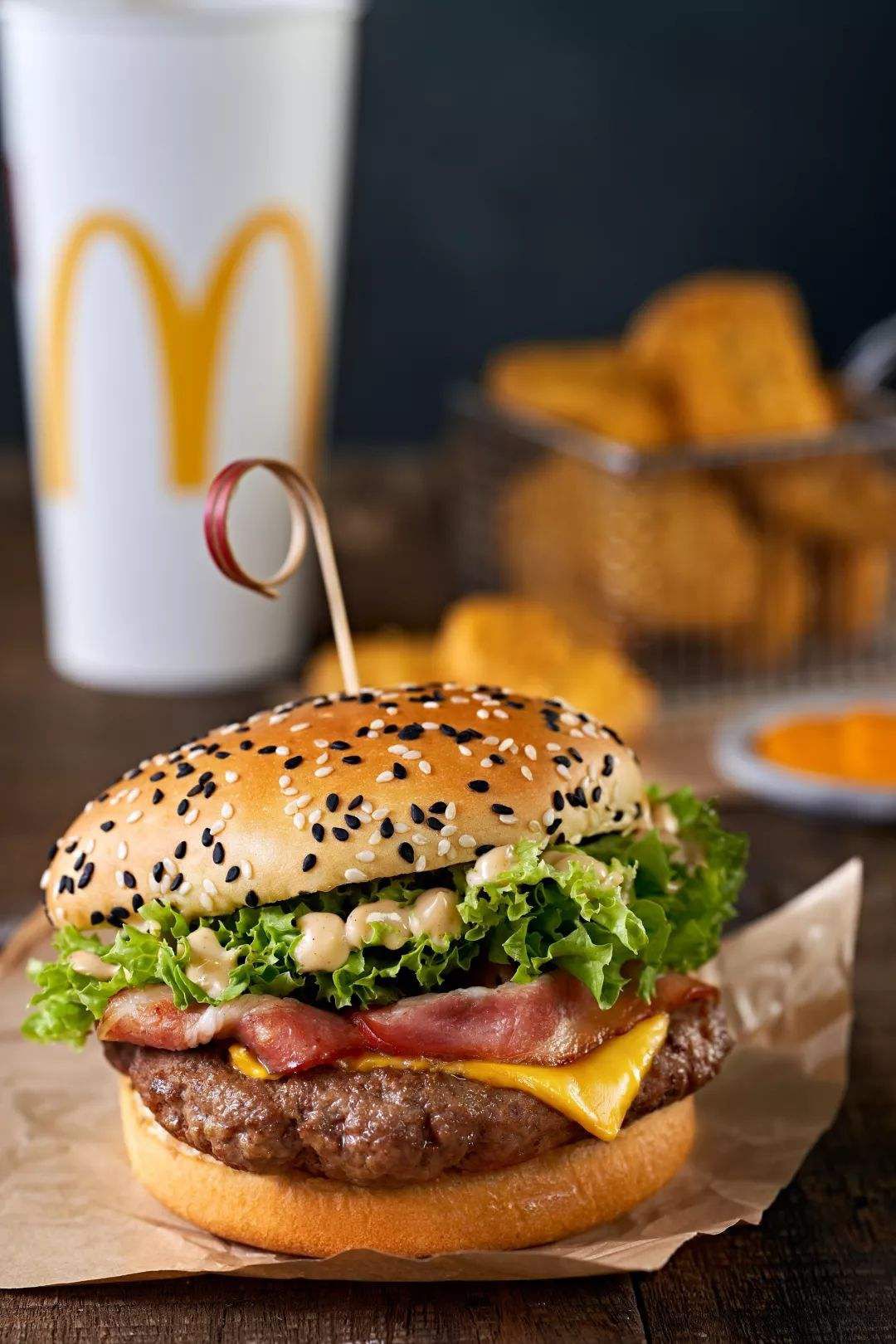 麦当劳加盟店及条件多少钱