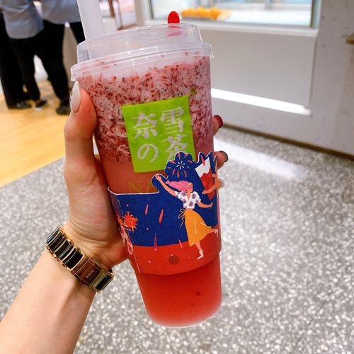 石嘴山奈雪加盟费及加盟条件