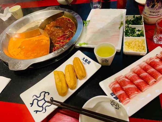 大龙燚老火锅加盟精选，正宗大龙燚火锅连锁加盟品牌