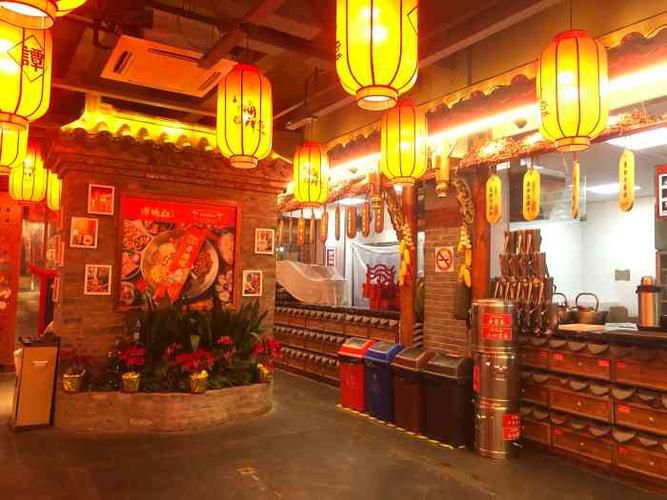 谭鸭血加盟热线，谭鸭血加盟费多少钱