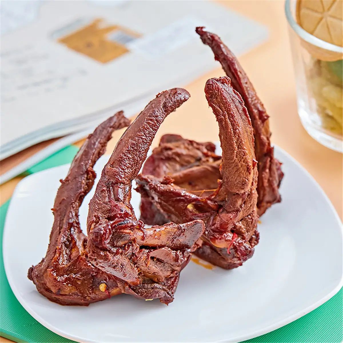 周黑鸭加盟费多少钱? 周黑鸭加盟费多少钱?