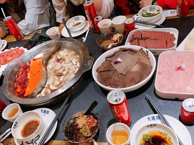 大龙燚牛排火锅招商加盟，正宗大龙燚火锅加盟店查询