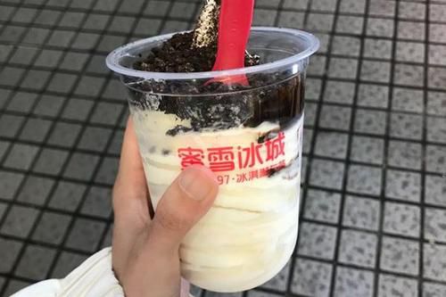 蜜雪冰城饮品加盟价格，蜜雪冰城免近2亿加盟费