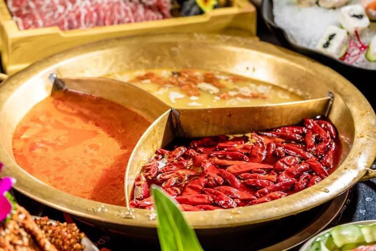 小龙坎火锅加盟要多少钱,小龙坎火锅加盟价目表