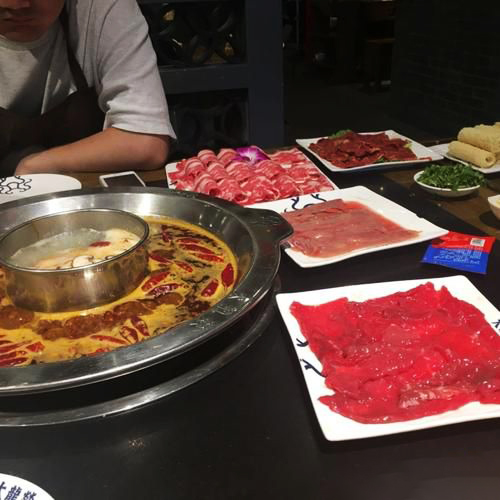 成都大龙燚火锅加盟多少钱，大龙燚加盟