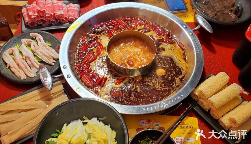 谭鸭血火锅店加盟费用明细表,谭鸭血火锅加盟靠谱吗