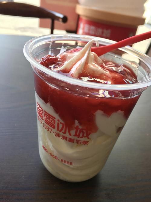 加盟蜜雪冰城可以摆地摊吗,自己有门面可以加盟蜜雪冰城吗