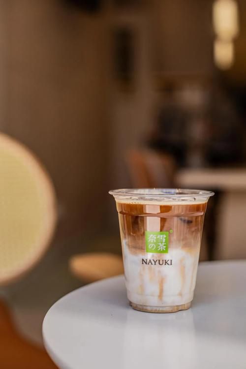 奈雪的茶基本状况，奈雪店长要什么条件