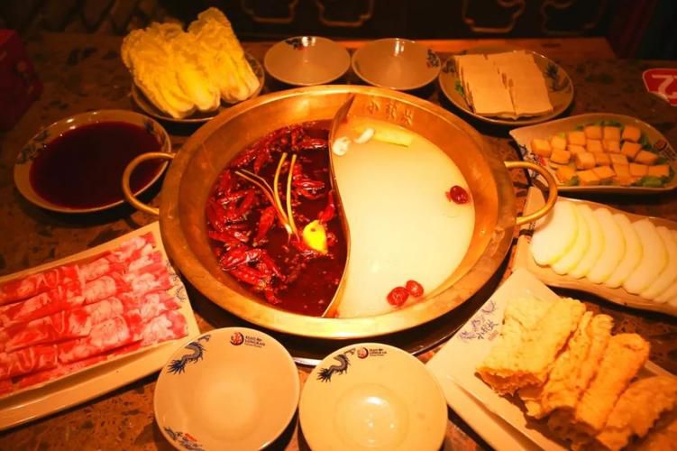 小龙坎火锅加盟费需要多少,小龙坎火锅加盟费每年