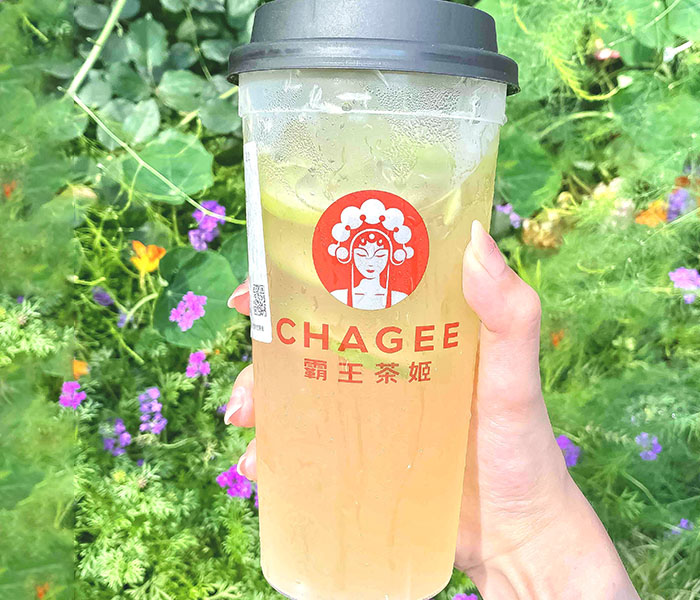 霸王茶姬奶茶店加盟费用标准明细2023,开一家奶茶店需要多少费用