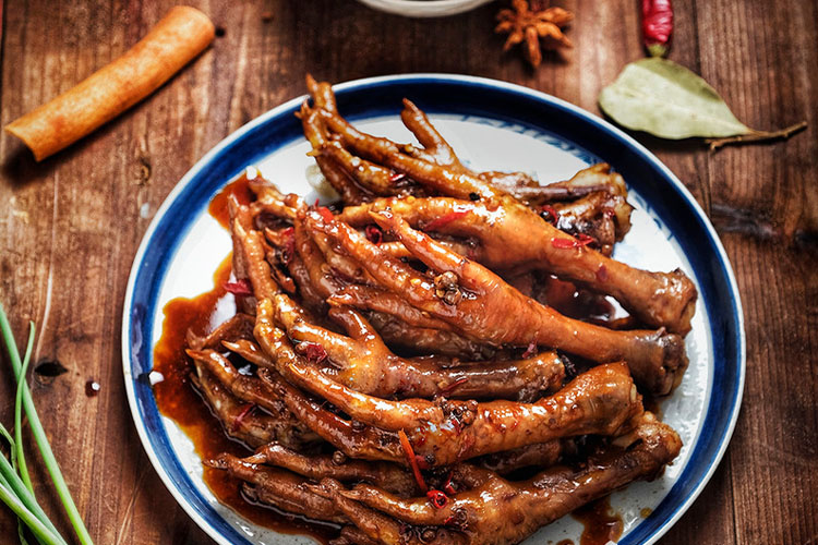 加盟绝味鸭脖需要多少钱，绝味鸭脖加盟费多少