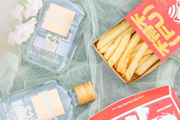塔斯汀加盟费及加盟条件，塔斯汀加盟条件严不严格呢