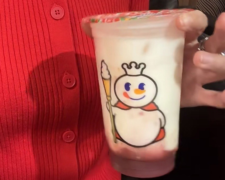 蜜雪冰城加盟总共需要多少钱，加盟一家蜜雪冰城奶茶店要多少