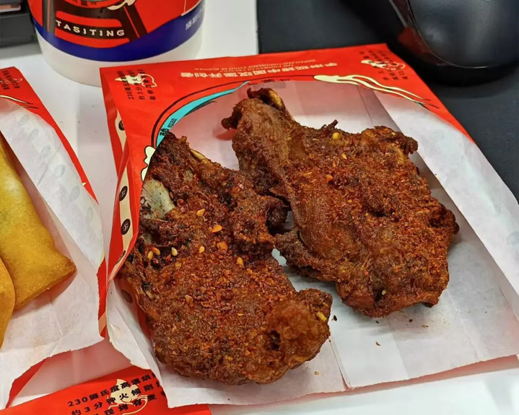 塔斯汀汉堡店加盟费大概多少钱，塔斯汀加盟条件要求是什么