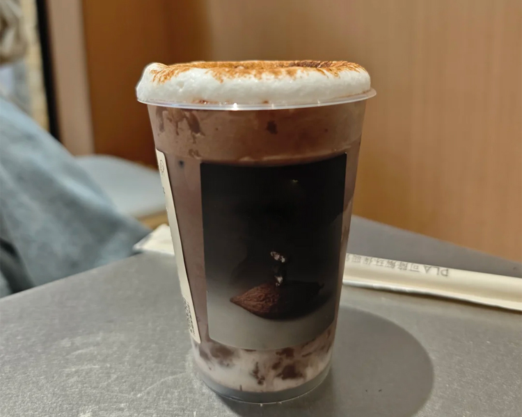 开一个喜茶店要多少加盟费，喜茶奶茶店加盟一共需要多少钱