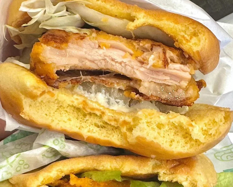 德克士汉堡加盟费用详情分析，26年德克士加盟条件是什么呢