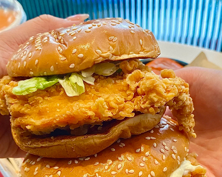 2026肯德基汉堡加盟一般多少万元，开家肯德基总共需要多少钱