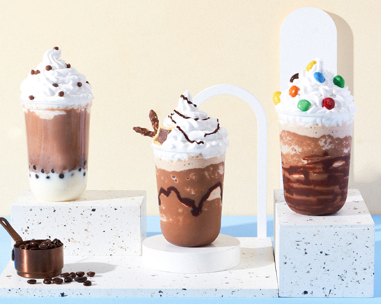 霸王茶姬加盟费用需要多少钱左右，怎样加盟霸王茶姬奶茶店