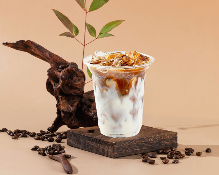 开家瑞幸咖啡要投资多少钱，瑞幸咖啡加盟条件和费用标准