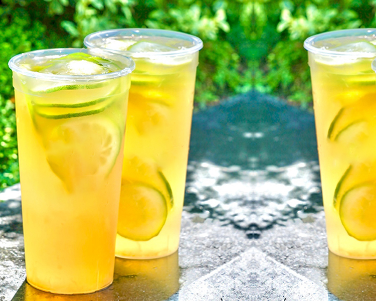 霸王茶姬加盟需要多少钱呢现在，加盟霸王茶姬要哪些条件才能加盟