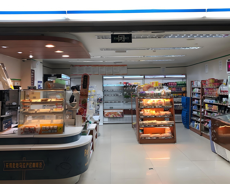 全家FamilyMart加盟费一般多少钱，全家便利店加盟条件及全程扶持